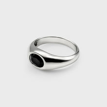  Yuki Ring | Black Onyx