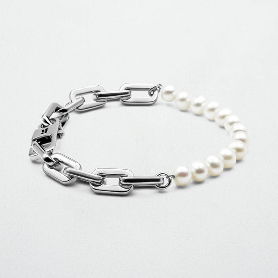 Axel Pearl Bracelet